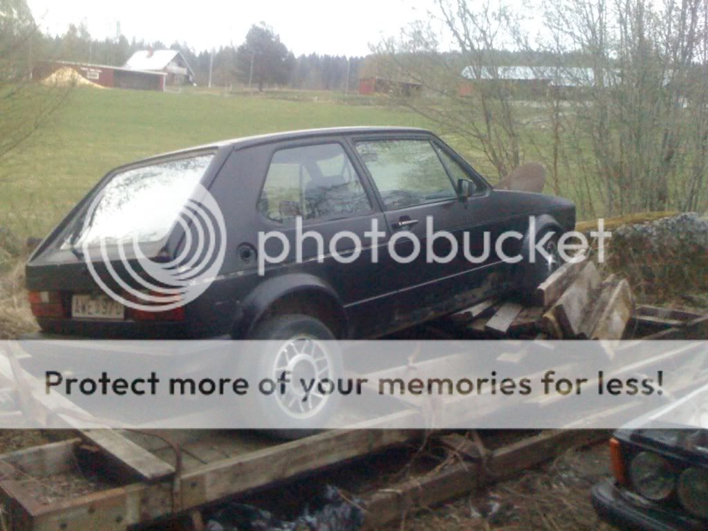 http://i971.photobucket.com/albums/ae192/Mk1Trinket/Mk1%20Golf%20gti%20special/IMG_0389.jpg
