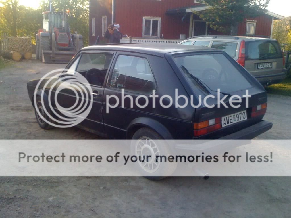 http://i971.photobucket.com/albums/ae192/Mk1Trinket/Mk1%20Golf%20gti%20special/IMG_0456.jpg