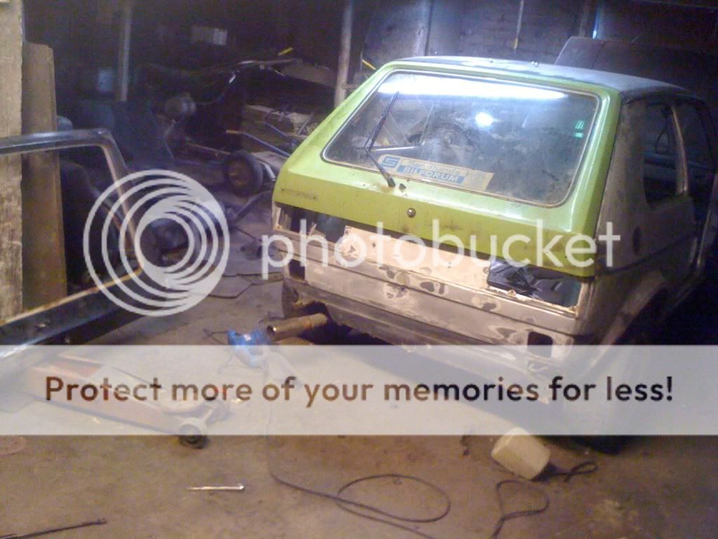 http://i971.photobucket.com/albums/ae192/Mk1Trinket/Mk1%20Golf%20gti%20special/IMG_0481.jpg