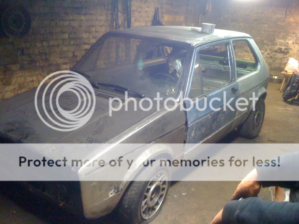 http://i971.photobucket.com/albums/ae192/Mk1Trinket/Mk1%20Golf%20gti%20special/IMG_0482.jpg