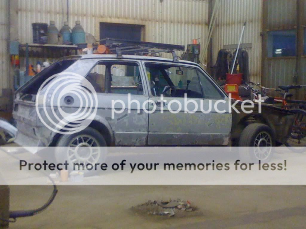 http://i971.photobucket.com/albums/ae192/Mk1Trinket/Mk1%20Golf%20gti%20special/IMG_0553.jpg