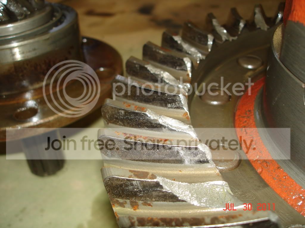 TractorRepair004.jpg